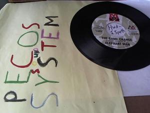 Hud-2 vinyl photos 1070