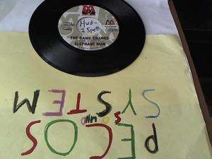 Hud-2 vinyl photos 1071