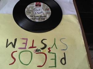 Hud-2 vinyl photos 1072