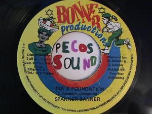 Hud-2 vinyl photos 1272