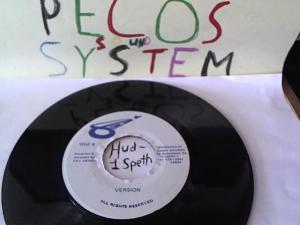 Hud-2 vinyl photos 1529