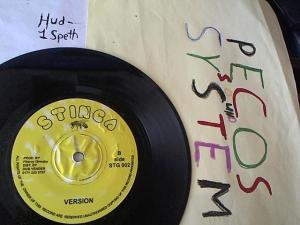 Hud-2 vinyl photos 1576