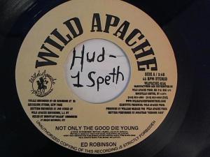 Hud-2 vinyl photos 1674