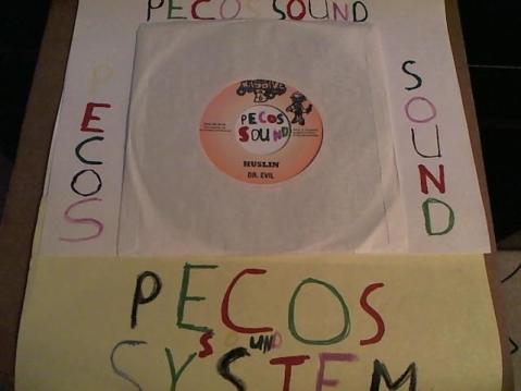 Hud-2 vinyl photos 1707