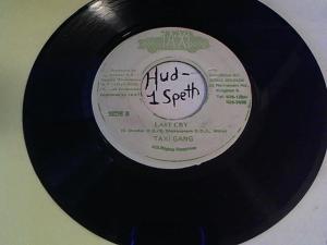 Hud-2 vinyl photos 172