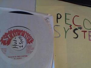 Hud-2 vinyl photos 179