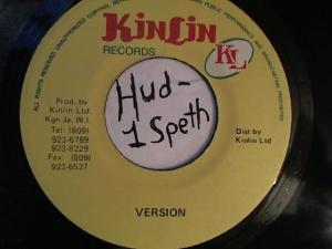 Hud-2 vinyl photos 2206