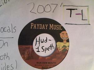 Hud-2 vinyl photos 2307