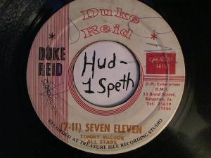 Hud-2 vinyl photos 2400