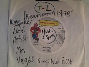 Hud-2 vinyl photos 2405