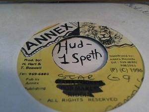 Hud-2 vinyl photos 266