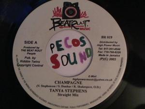 Hud-2 vinyl photos 2929