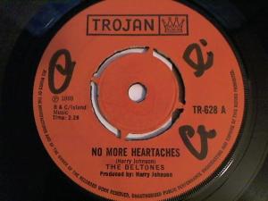 Hud-2 vinyl photos 3197