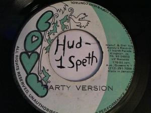 Hud-2 vinyl photos 3339