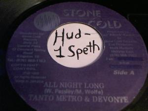 Hud-2 vinyl photos 3958