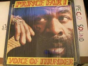 Hud-2 vinyl photos 4074