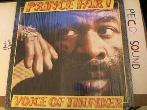 Hud-2 vinyl photos 4075