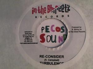 Hud-2 vinyl photos 4178