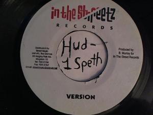 Hud-2 vinyl photos 4185