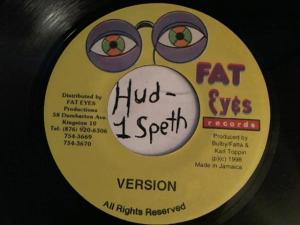 Hud-2 vinyl photos 4193