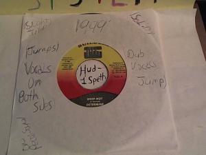 Hud-2 vinyl photos 421