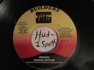 Hud-2 vinyl photos 425