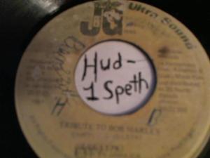 Hud-2 vinyl photos 426