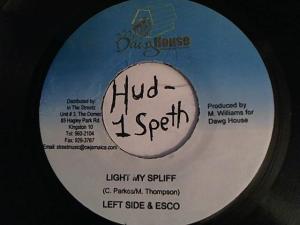 Hud-2 vinyl photos 438