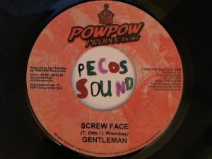 Hud-2 vinyl photos 4498