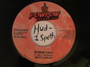 Hud-2 vinyl photos 4503