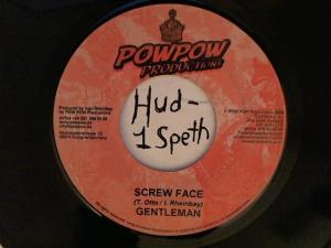 Hud-2 vinyl photos 4504
