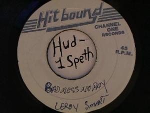 Hud-2 vinyl photos 4616