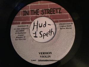 Hud-2 vinyl photos 468