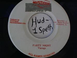 Hud-2 vinyl photos 4888