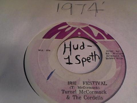 Hud-2 vinyl photos 5068