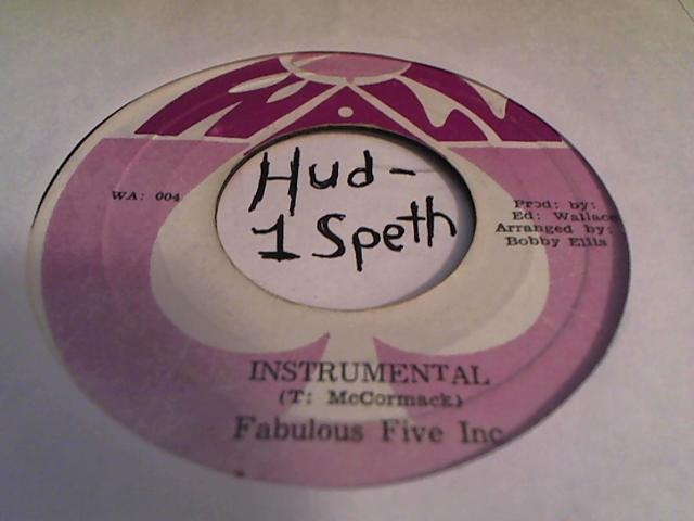 Hud-2 vinyl photos 5069