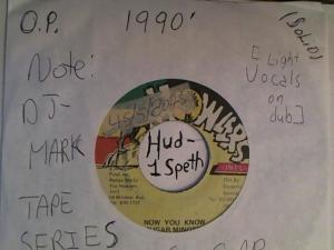 Hud-2 vinyl photos 5999