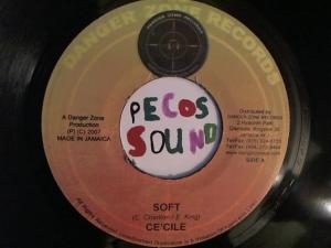 Hud-2 vinyl photos 6203