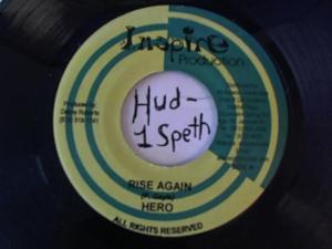 Hud-2 vinyl photos 622