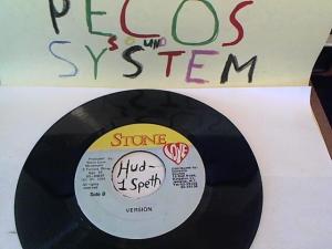 Hud-2 vinyl photos 631