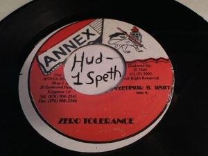 Hud-2 vinyl photos 726