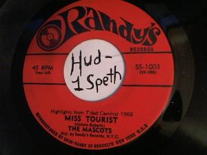 Hud-2 vinyl photos 818