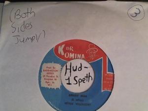 Hud-2 vinyl photos 906